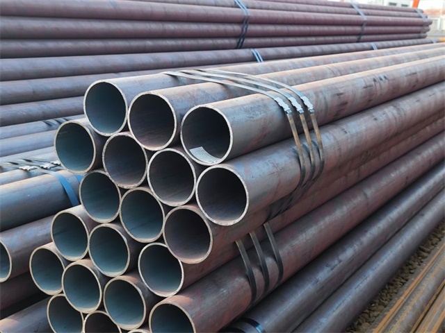 东阳15CrMoG热轧无缝钢管